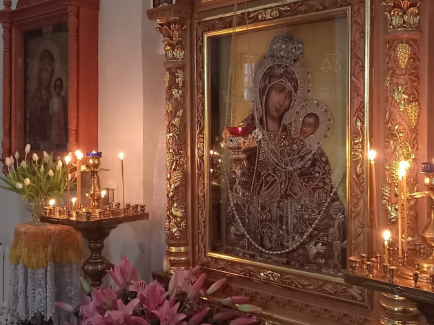 Чудотворный образ Тихвинской иконы Божией Матери